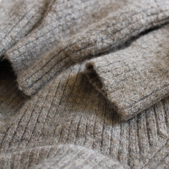 Weekday Relaxed Fit Nepped Knit Sweater – Size XS - Picture 6 of 12